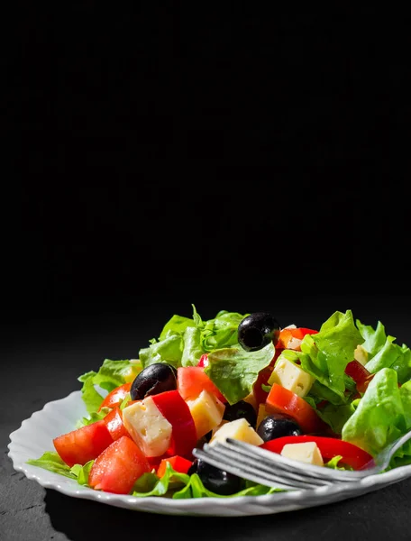Salade Légumes Frais Avec Laitue Olive Poivre Tomate Fromage Dans — Photo