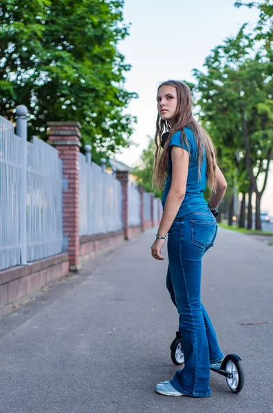 Outdoor Portrait Young Teenager Brunette Girl Long Hair Driving Scooter — Stock Photo, Image