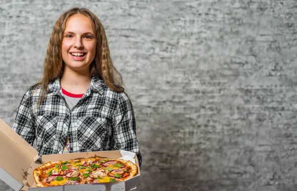 Portrait Young Teenager Brunette Girl Long Hair Hold Pizza Box — Stock Photo, Image