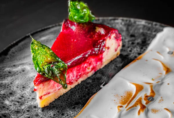 Strawberry Cheesecake Served Plate Black Wooden Table Background — Stock Photo, Image