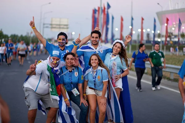 Neşeli hayranları Uruguay maç Uruguay - Suudi Arabistan