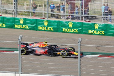 Soçi, Rusya - 30 Eylül 2018: Max Verstappen Sochi Autodrom, Formula bir Rus Grand Prix yarış yarış Aston Martin Red Bull Racing F1 takımı.