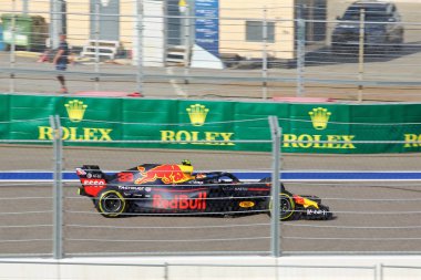 Soçi, Rusya - 30 Eylül 2018: Max Verstappen Sochi Autodrom, Formula bir Rus Grand Prix yarış yarış Aston Martin Red Bull Racing F1 takımı.