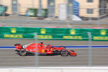 Soçi, Rusya - 30 Eylül 2018: Sebastian Vettel Formula bir Rus Grand Prix Sochi Autodrom, Yarış, yarış Scuderia Ferrari F1 takımının.