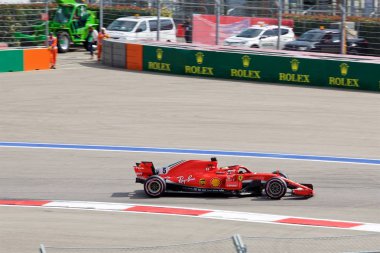 Soçi, Rusya - 30 Eylül 2018: Sebastian Vettel Formula bir Rus Grand Prix Sochi Autodrom, Yarış, yarış Scuderia Ferrari F1 takımının.