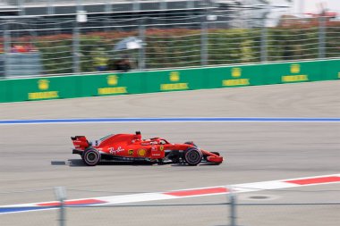 Soçi, Rusya - 30 Eylül 2018: Sebastian Vettel Formula bir Rus Grand Prix Sochi Autodrom, Yarış, yarış Scuderia Ferrari F1 takımının.