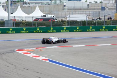 Soçi, Rusya - 30 Eylül 2018: Sochi Autodrom, Formula bir Rus Grand Prix yarış yarış Sergey Sirotkin Williams Martini Racing F1 takımı.