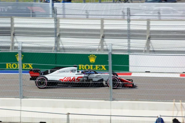 俄罗斯 2018年9月30日 罗门格罗斯让的哈斯 车队比赛在一级方程式俄罗斯大奖赛在索契 Autodrom — 图库照片