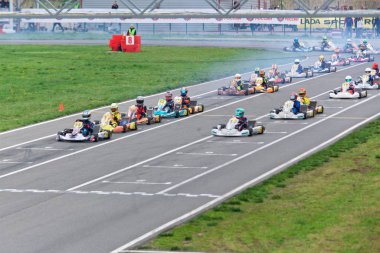 Karting genç pilotların Rekabet
