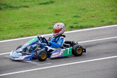 Karting genç pilotların Rekabet