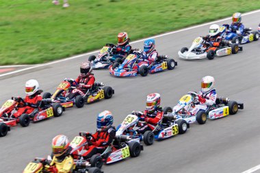 Karting genç pilotların Rekabet