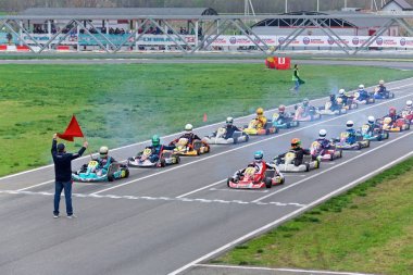Karting genç pilotların Rekabet