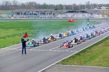 Karting genç pilotların Rekabet