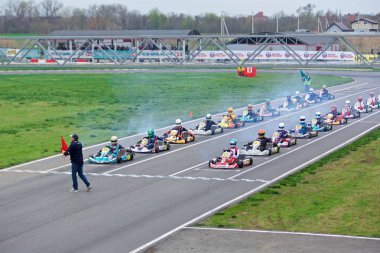 Karting genç pilotların Rekabet