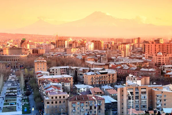 Sunset Yerevan City View Majestic Ararat Mountain Armenia — Stock Photo, Image