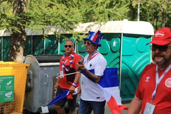 Moscú Rusia Junio 2018 Los Aficionados Franceses Daneses Celebran Durante — Foto de Stock