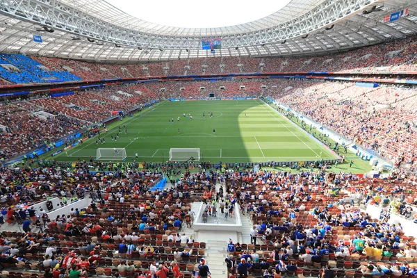 Moskva, Rusko - 26. června 2018: hra světového poháru skupiny C mezi Francií a Dánsko na stadion Lužniki — Stock fotografie