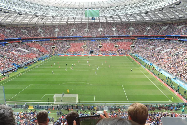 Moskva, Rusko - 26. června 2018: hra světového poháru skupiny C mezi Francií a Dánsko na stadion Lužniki — Stock fotografie