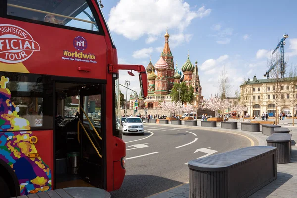 Moscow Russia May 2018 Red Double Decker Sightseeing Bus Basil — Stock Photo, Image