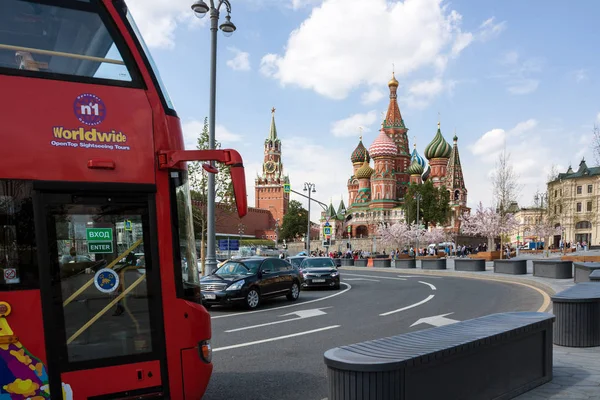 Moscow Russia May 2018 Red Double Decker Sightseeing Bus Basil — Stock Photo, Image