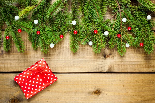 Широкий Різдвяний Кордон Складається Свіжих Ялинових Гілок Прикрас Червоно Білому — стокове фото