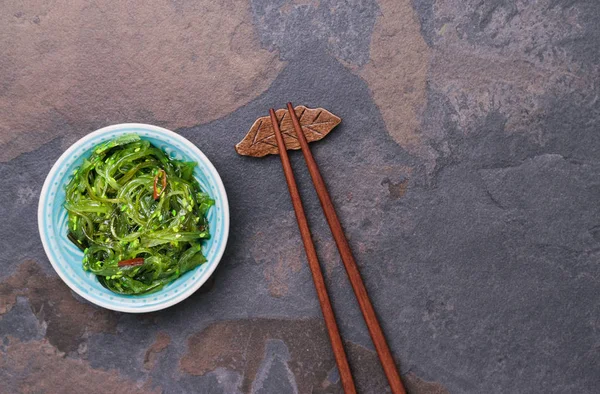 chuka yosun salatası