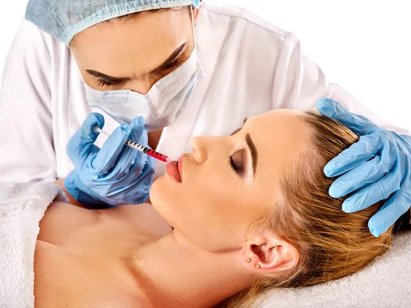 Dermal fillers of woman in spa salon with beautician. — Stock Photo, Image