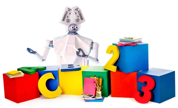 Robot de juguete sobre ruedas y juguetes de plástico para niños . — Foto de Stock