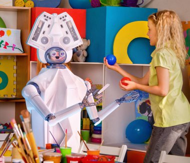 Çocuk eğitim yapay zeka robot tarafından.