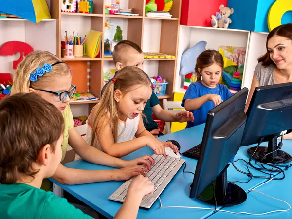 Gioco di educazione informatica per bambini — Foto Stock