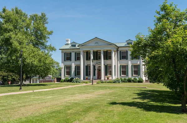 Waldomore Clarksburg Batı Virginia'daki