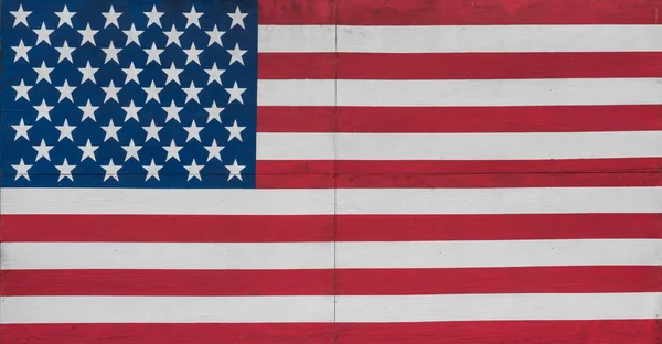 Estrelas e listras americanas pintadas em tábuas de madeira — Fotografia de Stock
