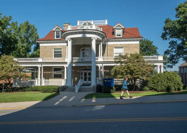 Purinton House à l'Université de Virginie Occidentale à Morgantown WV — Photo