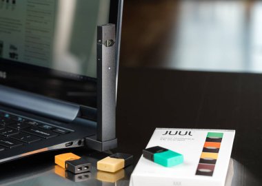 Juul nikotin dağıtıcı beng bakla ile tahsil