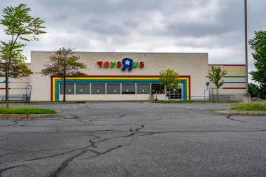 Winchester VA ToysRUs dükkan kapalı