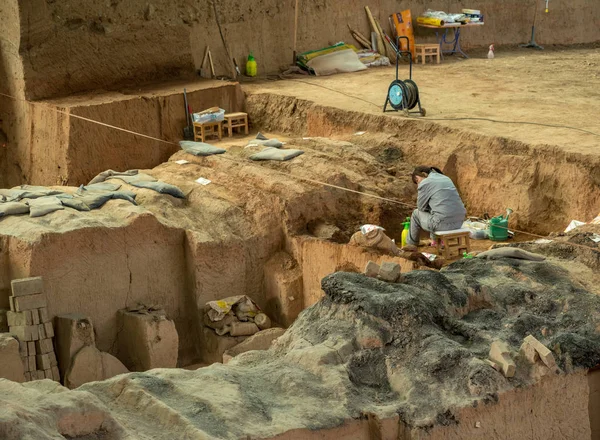 Guerreiros do Exército Terracota enterrados no túmulo do Imperador fora da China Xian — Fotografia de Stock