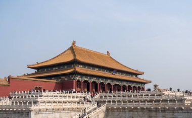 Yasak Şehir Sarayı Müzesi kalabalıklar yaklaşım