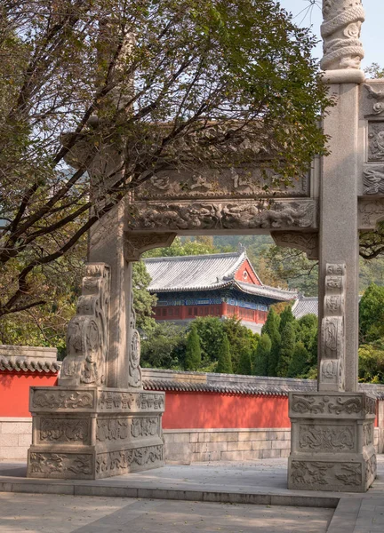 Oude Taoïstische tempel in Laoshan in de buurt van Qingdao — Stockfoto