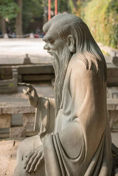 Estátua de Lao Tze em Laoshan perto de Qingdao — Fotografia de Stock