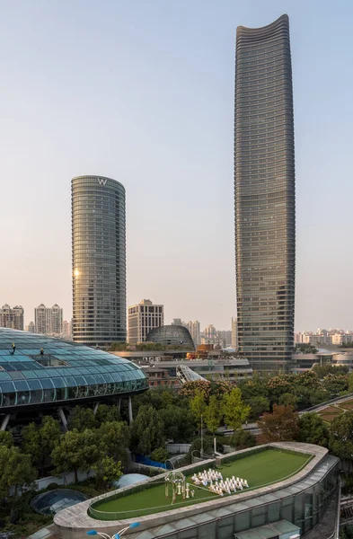 Wedding chapel by Shanghai Port International Cruise Ship Terminal — Stock Photo, Image