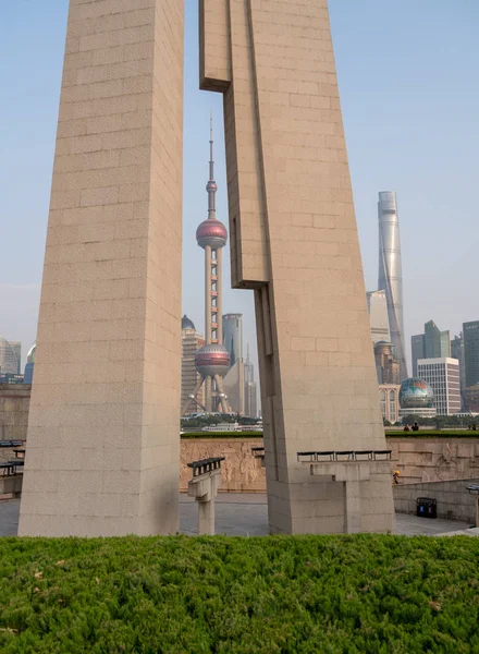 Shanghai China Octubre 2018 Monumento Los Héroes Los Pueblos Con —  Fotos de Stock