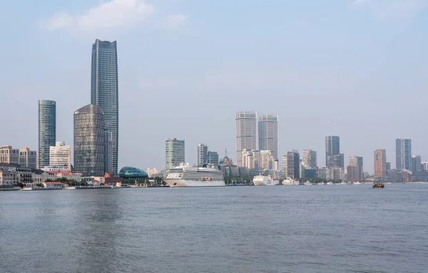 Wikinger-Orion-Kreuzfahrtschiff in Shanghai angedockt — Stockfoto