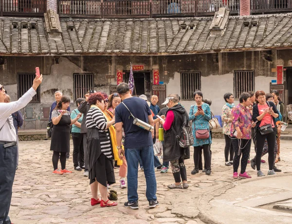 Turist Tulou Huaan Unesco Dünya Mirası sit alanı içinde