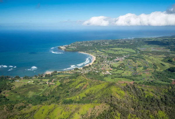 Kert sziget Kauai helikopter túra — Stock Fotó