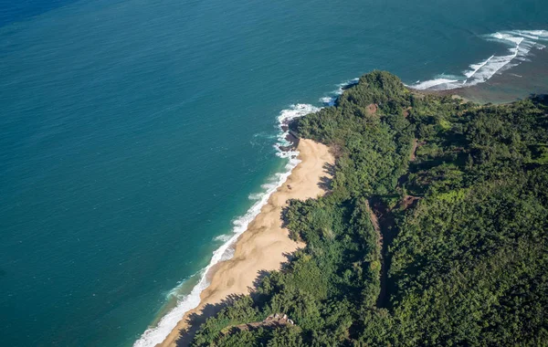 Garteninsel Kauai von Hubschrauberrundflug — Stockfoto