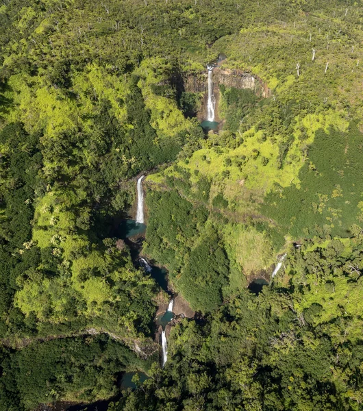Острів саду Кауаї з вертолітний тур — стокове фото