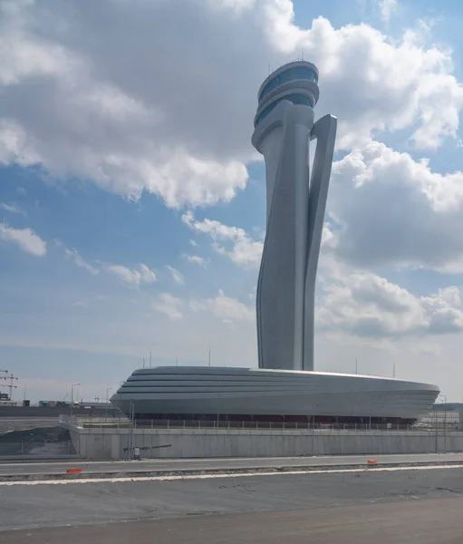 Řídící věž na istanbulské letišti v Turecku — Stock fotografie