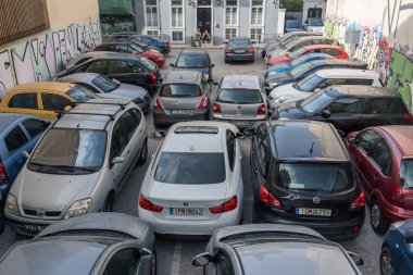 Atina Yunanistan Plaka yerleşim bölgesinde Otopark