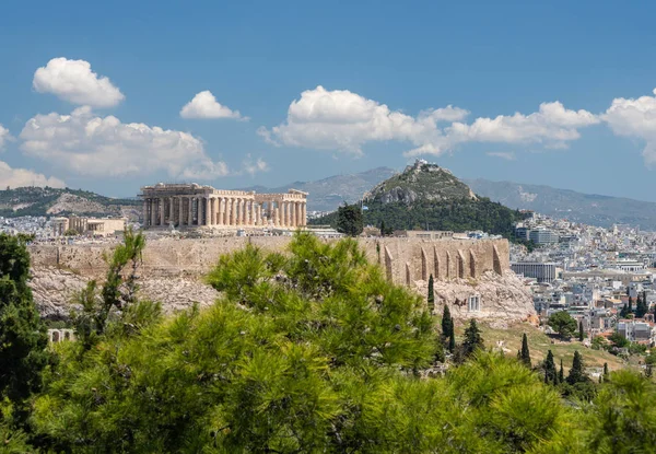 Πανόραμα της πόλης της Αθήνας από τον λόφο του Λυκαβηττού — Φωτογραφία Αρχείου