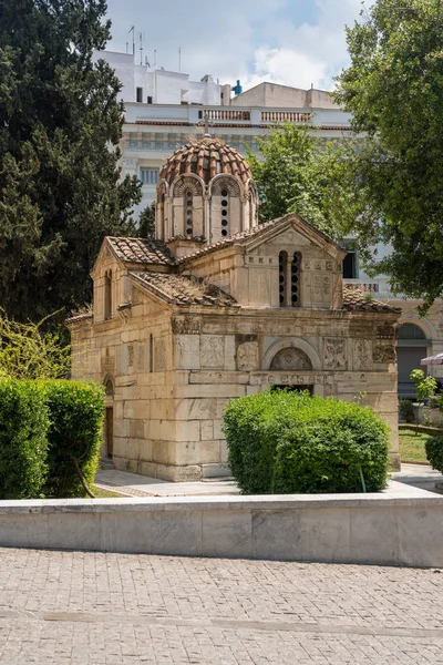 Little Metropolis by cathedral in Athens — Stock Photo, Image